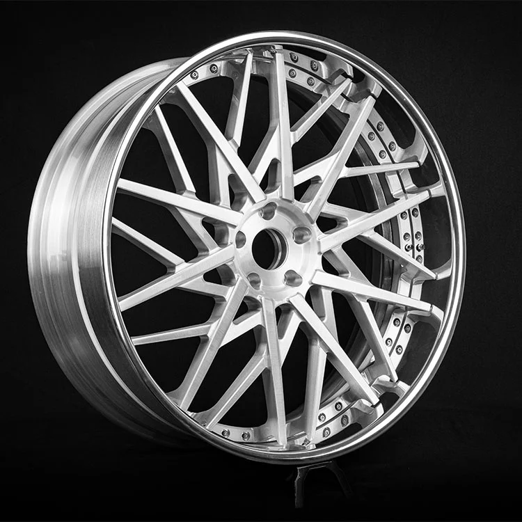 3-delige gesmede wielen met spiegelgepolijste lip